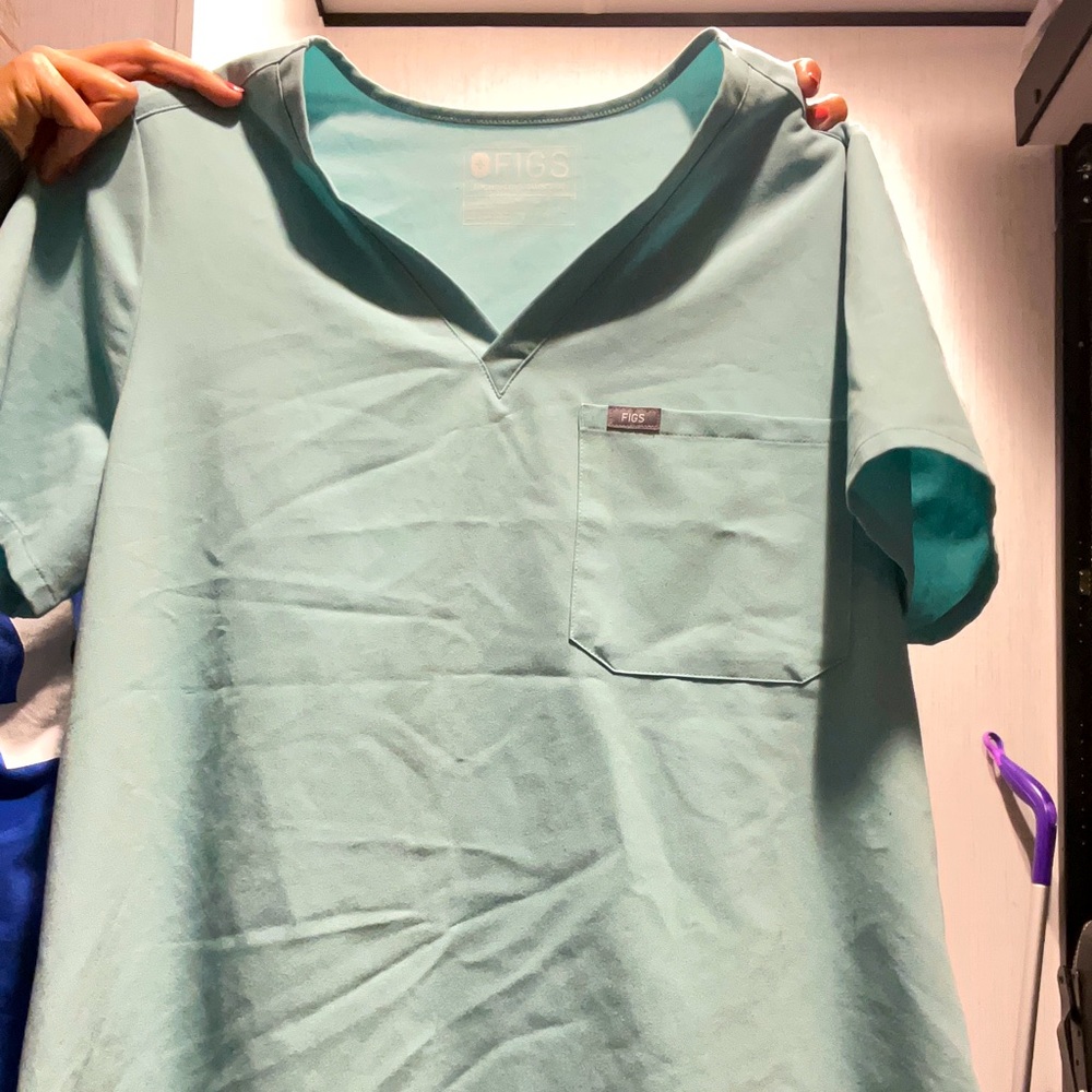 XL TOP; LARGE BOTTOM FIG SET